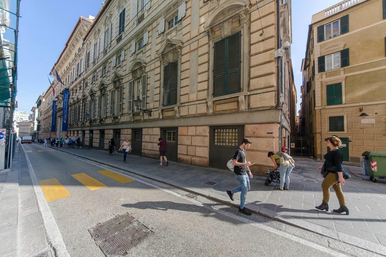 Joivy Sunny Apartment With Panoramic Terrace And Stunning View Genoa Luaran gambar